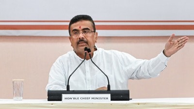 বৃহস্পতিবার নবান্নে বসছে সদ্য গঠিত মন্ত্রিগোষ্ঠীর প্রথম বৈঠক। (PTI) বৃহস্পতিবার নবান্নে বসছে সদ্য গঠিত মন্ত্রিগোষ্ঠীর প্রথম বৈঠক। (PTI)