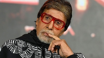 Amitabh Bachchan often takes to his blog to offer his candid comments. Amitabh Bachchan often takes to his blog to offer his candid comments.