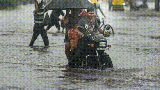 The downpour in Delhi-NCR resulted in a chaotic morning for daily commuters.