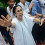 দলীয় তহবিলের অর্থ দিয়ে একটি বিমান ও একটি হেলিকপ্টার কেনা হয়েছিল। পরে সেই বিমান ও হেলিকপ্টার আবার ভাড়ায় ব্যবহার করেছে তৃণমূলই। (Aloke Dey)