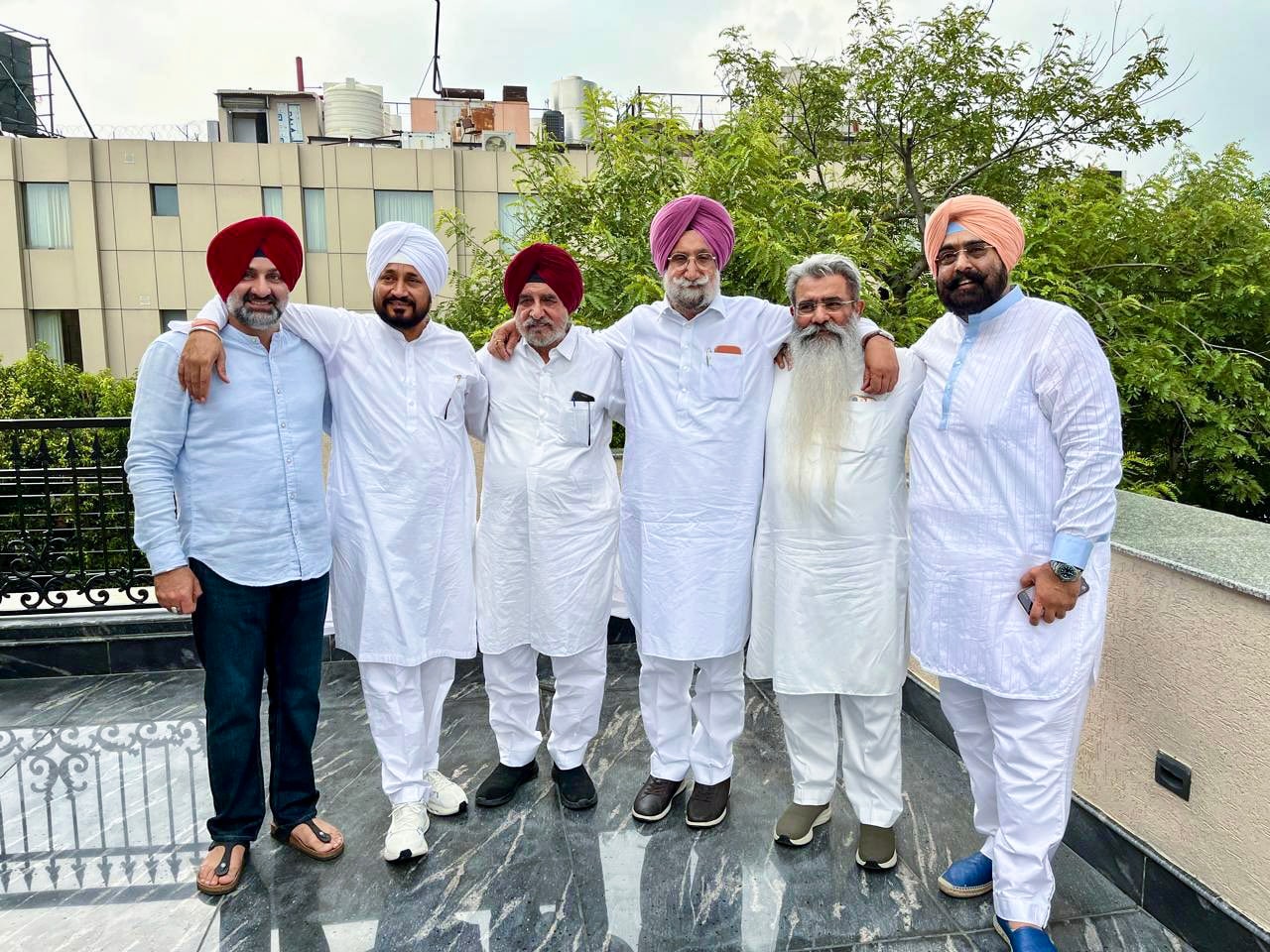 Charanjit Singh Channi poses for a picture with Gurdaspur MP Sukhjinder Singh Randhawa, other Congress Punjab leaders after a meeting, in Chandigarh on Monday. (Photo: @Sukhjinder_INC/X via ANI) Charanjit Singh Channi poses for a picture with Gurdaspur MP Sukhjinder Singh Randhawa, other Congress Punjab leaders after a meeting, in Chandigarh on Monday. (Photo: @Sukhjinder_INC/X via ANI)