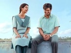 క్లాసిక్ టైటిల్‌తో దుల్కర్ సల్మాన్ మూవీ-యూనిఫామ్‌లో పూజా హెగ్డే(x/dulQuer)
