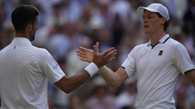 Jannik Sinner defeated Novak Djokovic, winning 6-4 6-4 6-4 win to reach the Wimbledon final. (AP) Jannik Sinner defeated Novak Djokovic, winning 6-4 6-4 6-4 win to reach the Wimbledon final. (AP)