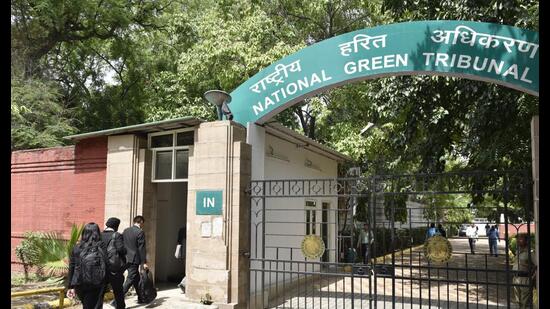 NGT asks MCG to submit detailed timeline for clearing Bandhwari landfill waste