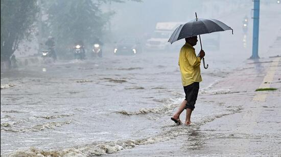Residents can report waterlogging through MCG’s 24x7 helpline and WhatsApp service, with complaints forwarded to field teams for immediate action.