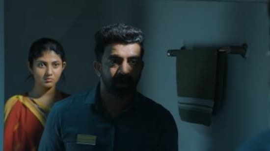 ఇవాళ ఆరు ఓటీటీల్లోకి వచ్చిన మలయాళం సైకలాజికల్ క్రైమ్ థ్రిల్లర్-ఒళ్లు గగుర్పొడిచే ట్విస్ట్ లు- ఎందుకు చూడాలంటే?