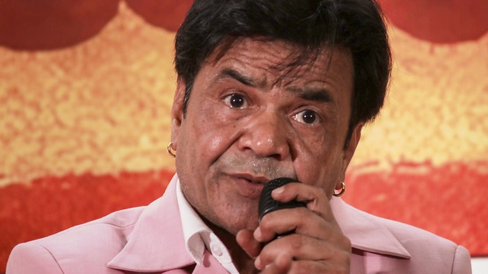 Comedian: కమెడియన్‌కు ఏకంగా రూ.7.35 కోట్ల జరిమానా.. కట్టకపోతే ఆరు నెలల జైలు.. చెక్కు బౌన్స్ కేసులో కష్టాల్లో రాజ్‌పాల్