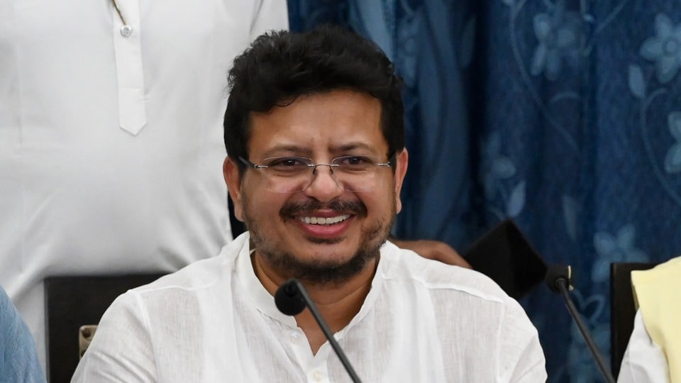 ঋত-পন্থী TMCর রাজ্য সভাপতি বিপ্লব মিত্র, অনুব্রতকে নিয়ে কোন ইঙ্গিত ঋতব্রতর?। (ফাইল ছবি, সৌজন্যে সমীর জানা/হিন্দুস্তান টাইমস)