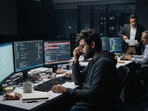 A techie shared that repeated complaints from a software architect had led his manager to demand extra hours and weekend work.