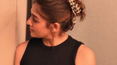 <p>నయనతారతో పాటు కియారా అద్వానీ, హ్యూమా ఖురేషీ, తారా సుతారియా, రుక్మిణి వసంత్ కూడా ఈ టాక్సిక్ మూవీలో నటించారు. </p> (instagram-N A Y A N T H A R A) <p>నయనతారతో పాటు కియారా అద్వానీ, హ్యూమా ఖురేషీ, తారా సుతారియా, రుక్మిణి వసంత్ కూడా ఈ టాక్సిక్ మూవీలో నటించారు. </p> (instagram-N A Y A N T H A R A)