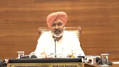 The government has already placed orders for 696 ordinary buses, of which 387 will be inducted into PUNBUS and 309 into the PEPSU Road Transport Corporation, said the Punjab transport minister. (HT) The government has already placed orders for 696 ordinary buses, of which 387 will be inducted into PUNBUS and 309 into the PEPSU Road Transport Corporation, said the Punjab transport minister. (HT)