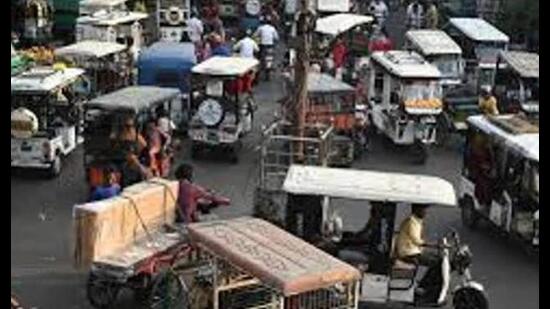 Over 1.08 lakh registered autos and e-rickshaws remain outside the QR-based police verification system. (For representation)