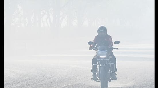 The commission added that inspection drives will continue across Delhi-NCR to monitor the implementation of pollution control (HT)
