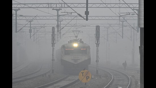 The halt is expected to reduce the need for passengers from north and west Delhi to travel to New Delhi or Old Delhi railway stations to board these trains. (Hindustan Times)