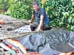Floods force Palghar family to keep deceased body on roof for 12 hours