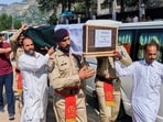 A Pakistani constable was killed inside a police post at Khyber Pakhtunkhwa when a terror assailant indiscriminately opened fire