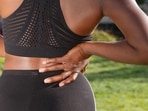 A few daily habits that can damage women's spines and bones.