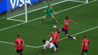 England's Jude Bellingham (10) scores his side's first goal against Norway (AP Photo/Marta Lavandier) England's Jude Bellingham (10) scores his side's first goal against Norway (AP Photo/Marta Lavandier)