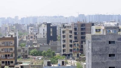 The Greater Noida authority had earlier proposed a four-lane elevated road, with two lanes in each direction, connecting Eteda roundabout in Greater Noida West to Crossings Republik via Shahberi. (HT Archive) The Greater Noida authority had earlier proposed a four-lane elevated road, with two lanes in each direction, connecting Eteda roundabout in Greater Noida West to Crossings Republik via Shahberi. (HT Archive)
