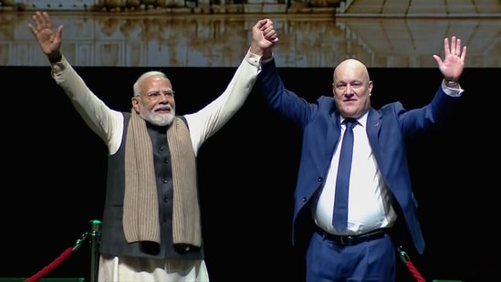 Prime Minister Narendra Modi with New Zealand Prime Minister Christopher Luxon during an event in Auckland. (DD via ANI)