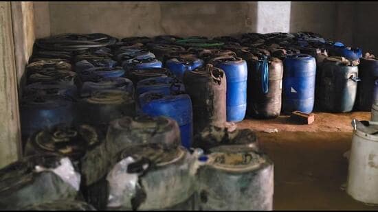 The crime branch of the Lucknow Police seized over 16,000 litres of petroleum products from the four accused. (Sourced)