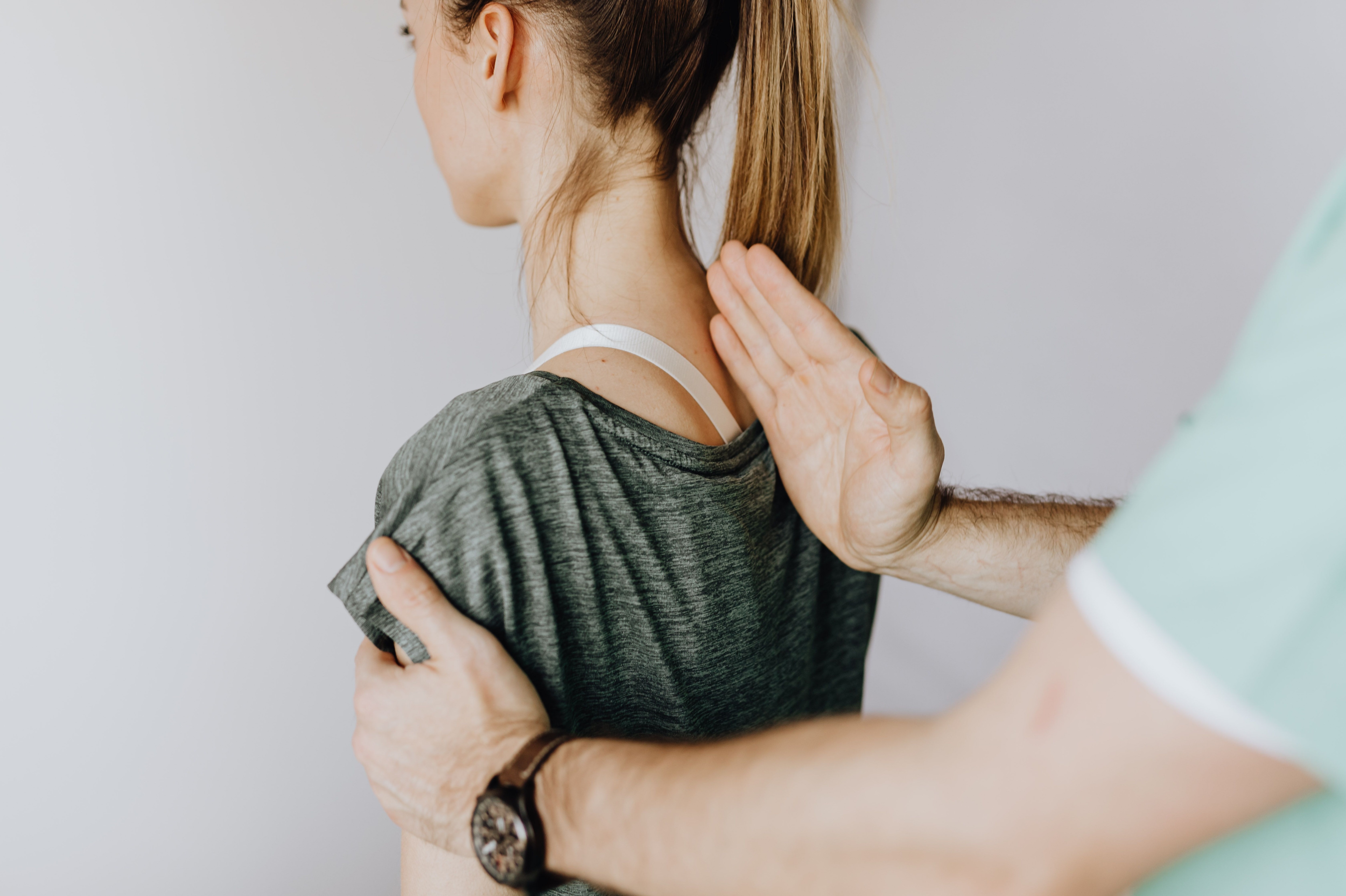 Simple posture habits can make a remarkable difference. (Unsplash) Simple posture habits can make a remarkable difference. (Unsplash)