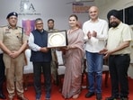 (From left) Superintendent of Amritsar Central Jail Rajiv Arora, governor Gulab Chand Kataria, regional chair of PHDCCI Himani Arora, Punjab chair of PHDCCI Karan Gilhotra and Amritsar convener of PHDCCI Jaideep Singh during the launch of ‘Project Udaan’ in Amritsar on Sunday. (HT Photo)