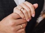Marriage isn't a magic spell, and divorce lawyer James J Sexton is here to remind us why. (Freepik)