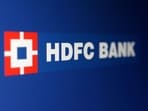 The bank’s total staff fell to 211,178 as of March 31 from a year earlier, with new hiring dropping by 3,811, according to its annual report released on Saturday. 
