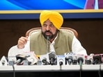 Punjab Social Security, Women and Child Development Minister Dr. Baljit Kaur interacting with beneficiaries of the Mukh Mantri Mawan Dheeyan Satkar Yojana.