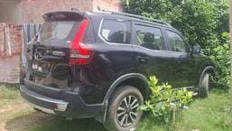 Man found dead inside parked SUV in Greater Noida Man found dead inside parked SUV in Greater Noida
