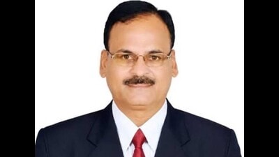 The complaints alleged that Sahukar facilitated the illegal selection of his two daughters as industrial extension employees while heading the committee responsible for recruitment. (that I)