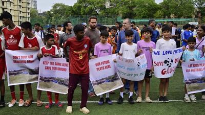 Footballers, coaches and sports enthusiasts have protested against the proposal to convert the Neville D’Souza Football Ground into a convention centre. (Anshuman Poyrekar/HT Photo) Footballers, coaches and sports enthusiasts have protested against the proposal to convert the Neville D’Souza Football Ground into a convention centre. (Anshuman Poyrekar/HT Photo)