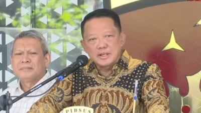 Febrie Adriansyah admitted that the house, where the safe containing 74 kg of gold was stored, belonged to him. (SinpoTV/@PartaiSocmed/X) Febrie Adriansyah admitted that the house, where the safe containing 74 kg of gold was stored, belonged to him. (SinpoTV/@PartaiSocmed/X)