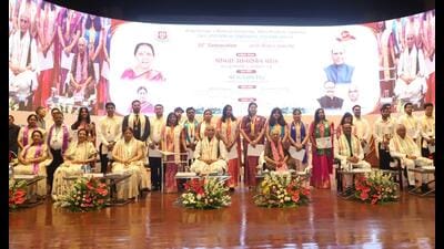 The 22nd convocation of King George’s Medical University (KGMU) in Lucknow (Sourced) The 22nd convocation of King George’s Medical University (KGMU) in Lucknow (Sourced)