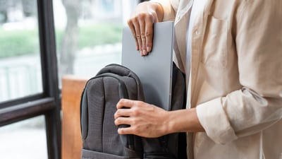 Laptop Bags with Compartments for Work, College and Travel (Freepik)