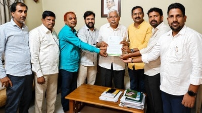 ప్రొఫెసర్ కోదండరాంకు టీజేఎఫ్ వినతి ప్రొఫెసర్ కోదండరాంకు టీజేఎఫ్ వినతి