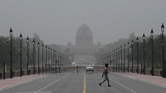 Gram It: A man was spotted walking on the Kartavya Path amid reduced visibility, in Delhi on Sunday. The city's AQI has slipped into the “poor” category at 261 on Monday, the highest in over 85 days. The Commission for Air Quality Management (CAQM) has attributed this to the dusty winds from storms in Afghanistan, Iran, and Pakistan. Delhiites, it is advised to keep your air purifiers on to breathe cleaner air.