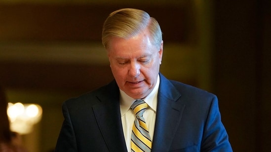 Lindsey Graham Spoke To Trump In Final Hours Joked Before Death I Can T Die Now