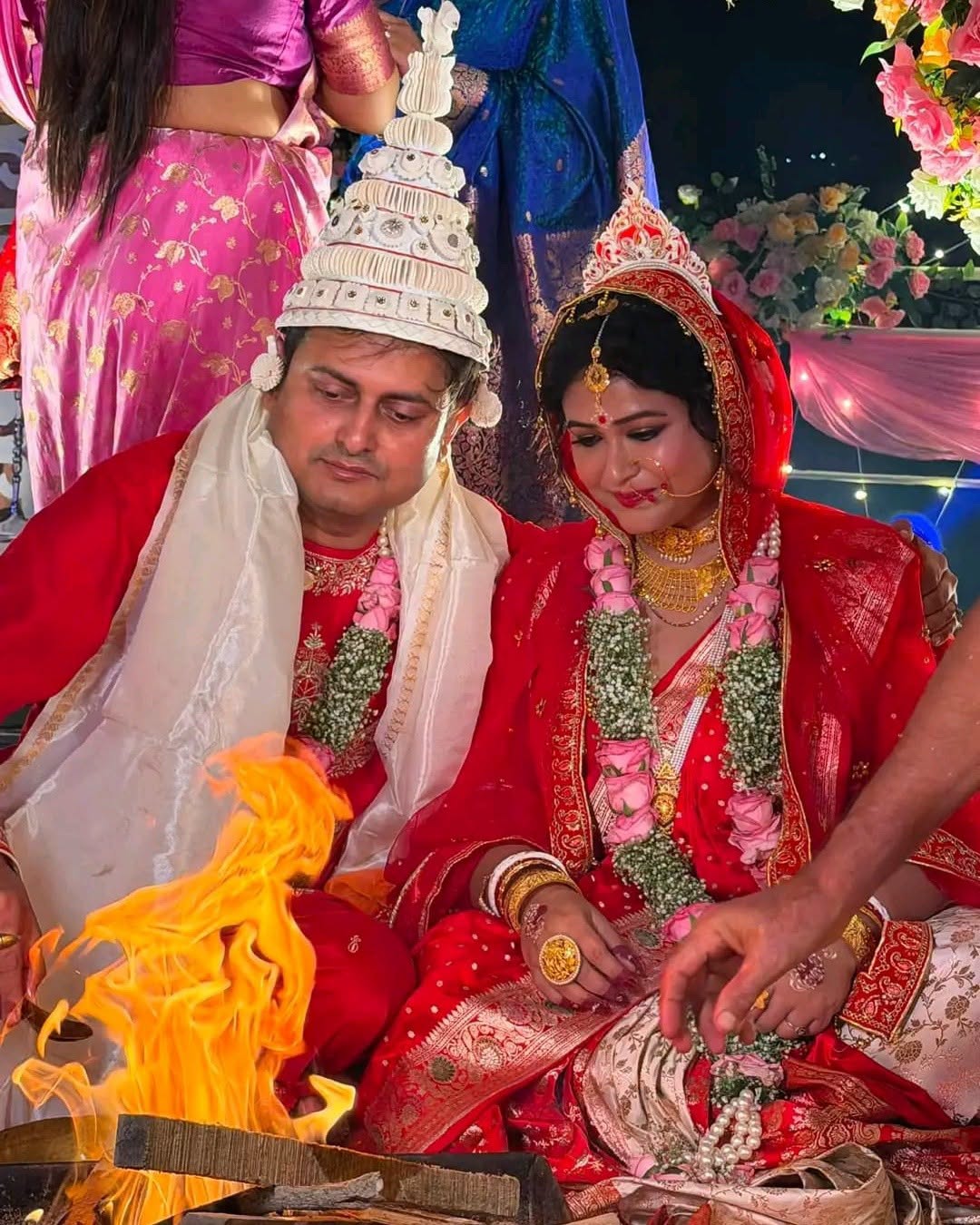 সাত পাকে বাঁধা