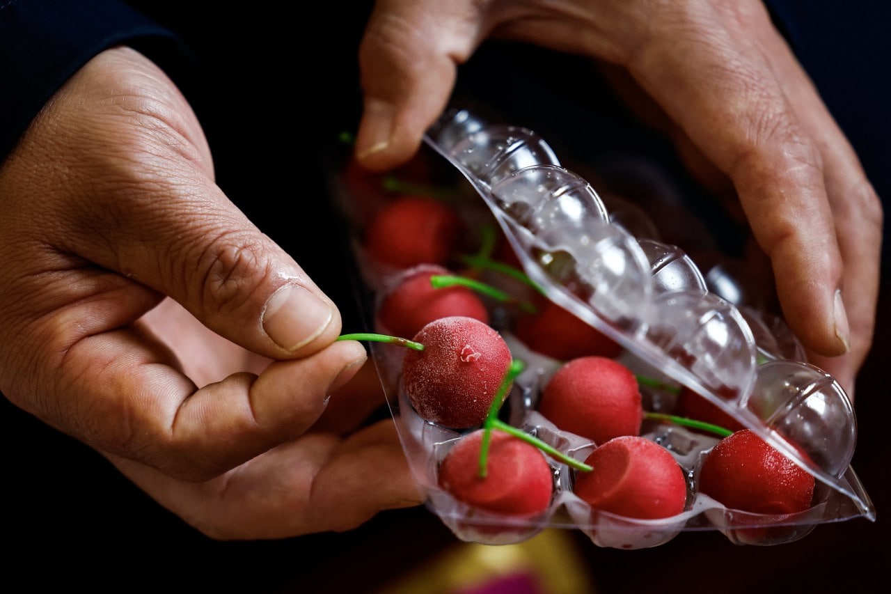 Restaurants and producers in China are hatching creative offerings using foie gras. Restaurants and producers in China are hatching creative offerings using foie gras.