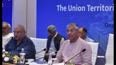Joint Parliamentary Committee (JPC) meeting underway in Lucknow on July 14. (HT photo) Joint Parliamentary Committee (JPC) meeting underway in Lucknow on July 14. (HT photo)