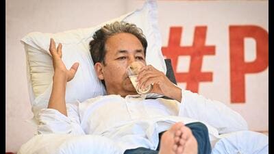 Kejriwal described Wangchuk as a national treasure and appealed to him to end his fast. (Sanchit Khanna/ Hindustan Times)