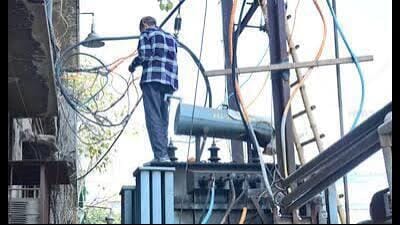 The brief work stoppage affected complaint redressal and field maintenance operations. (HT File) The brief work stoppage affected complaint redressal and field maintenance operations. (HT File)