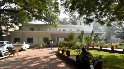 The bungalow at 33, Shamnath Marg. (HT Archive) The bungalow at 33, Shamnath Marg. (HT Archive)