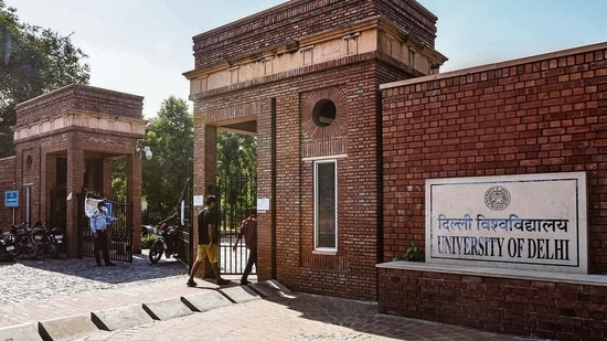 Delhi University 