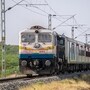 IRCTC ওয়েবসাইট আগামিকাল থেকে আরও উন্নত, ঝড়-বেগে তৎকাল বুকিং! সুবিধার লিস্ট রইল। (ছবিটি প্রতীকী, সৌজন্যে Southern Railways)