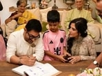 Aamir Khan and Gauri Spratt on their wedding day
