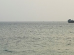 US launches new round of strikes against Iran as escalation threatens shipping. 