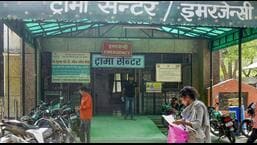 Man lying outside Gzb Pink Police Post: 22-yr-old died of excessive bleeding, says autopsy Man lying outside Gzb Pink Police Post: 22-yr-old died of excessive bleeding, says autopsy